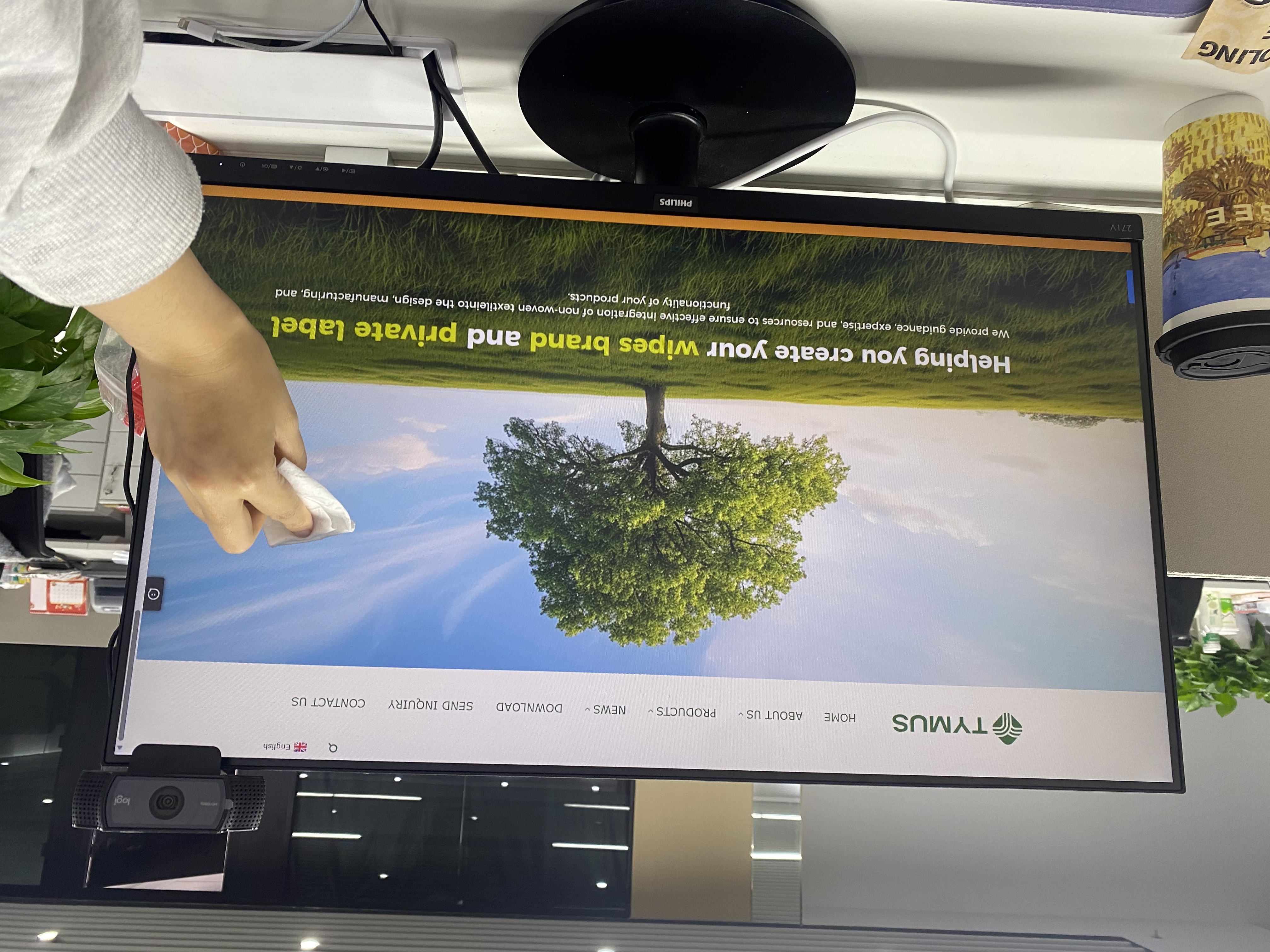 Yaş salfetlər mini: Kiçik ofis təfərrüatları işçilər üçün böyük bir fərq yaradır